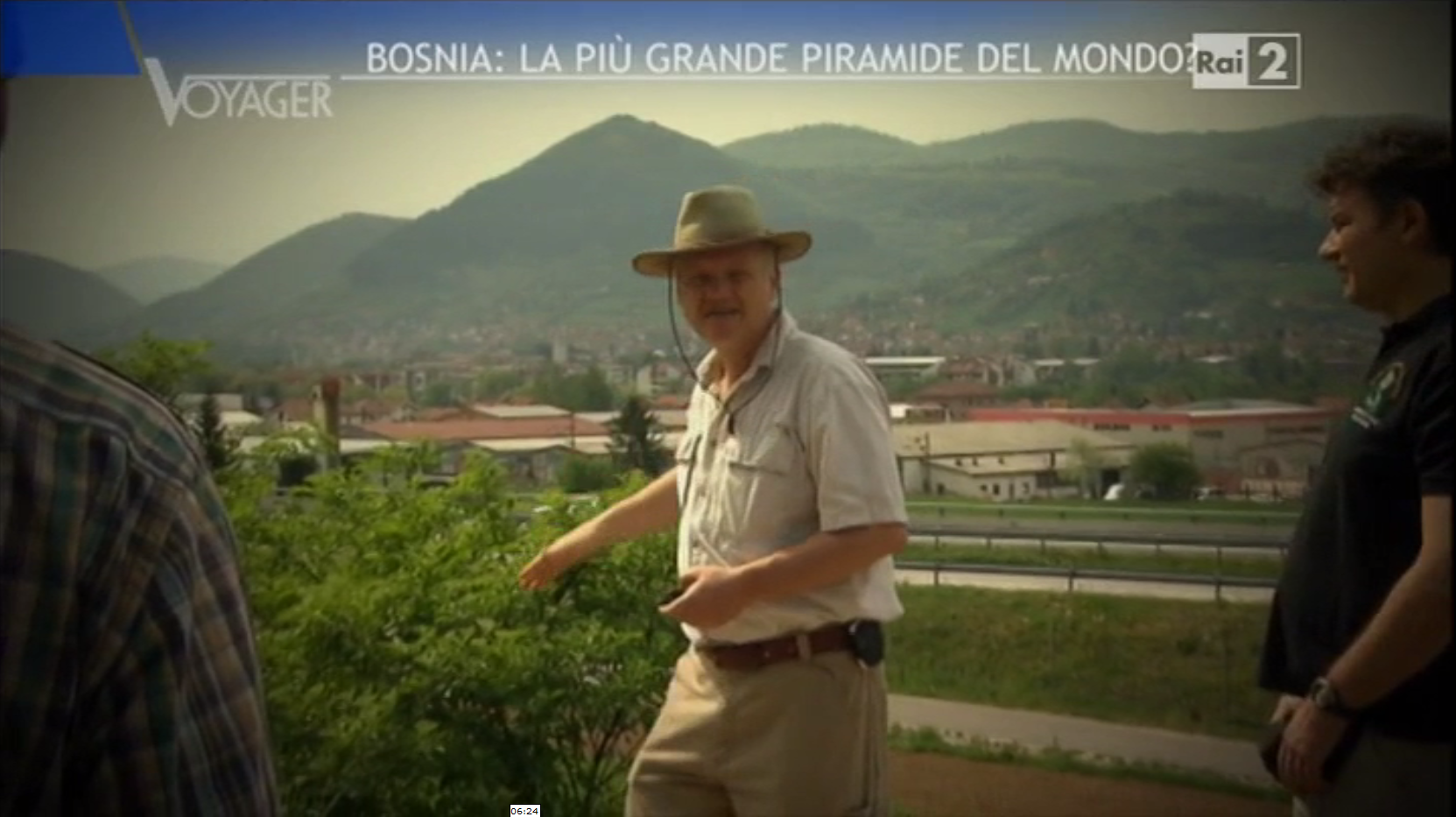 Voyager - Le Piramidi Bosniache di Visoko Voyager - Le Piramidi Bosniache di Visoko